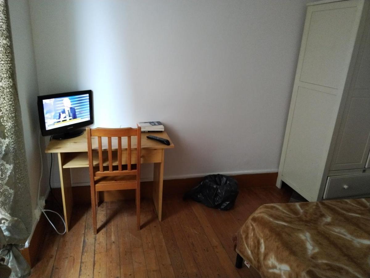 Loue Studio Propre !, Endroit Tres Calme, A 5 Minutes Gare Mantes La Jolie, Exterior photo